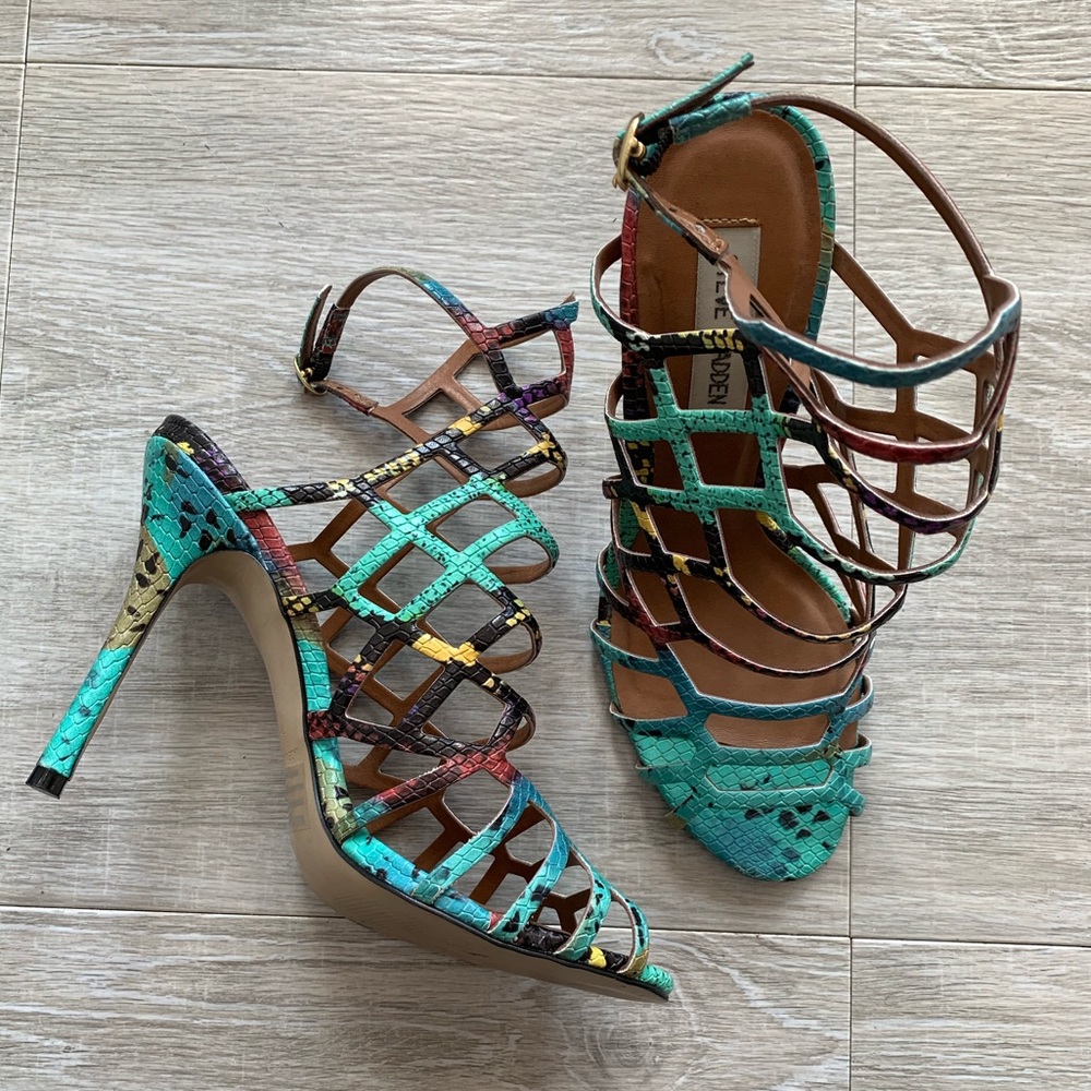 Slithur Pumps